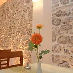 Marie Palace فندق
