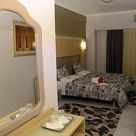 Marie Hotel