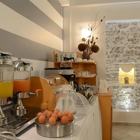 Otel Marie Palace 2*